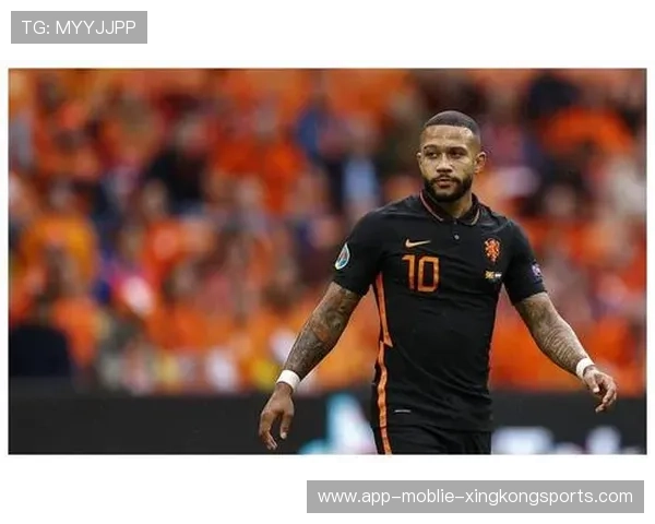 荷兰淘汰赛过关，德佩点射冷静命中：体育精神与品牌力量的双重奏