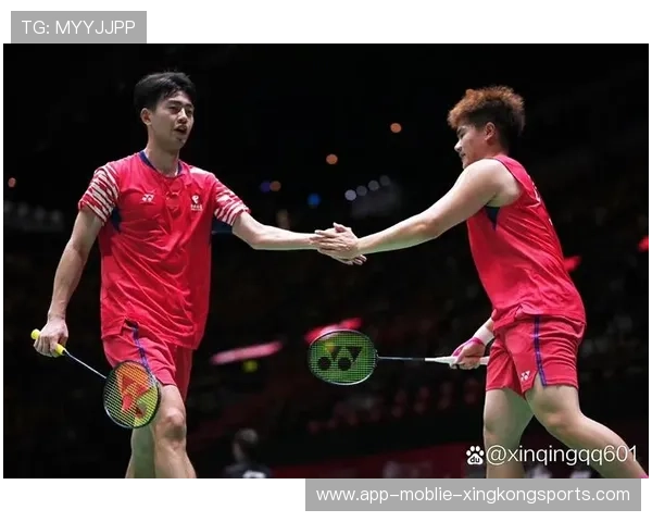 羽毛球决赛连得六分逆转夺冠成为热议话题